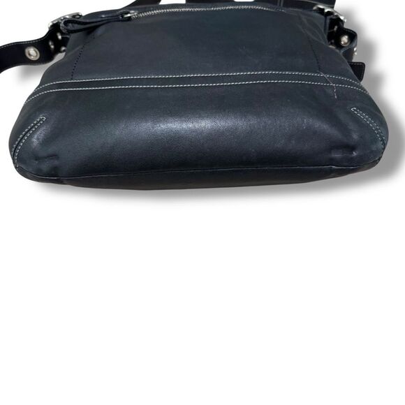 Coach Soho Black Leather Hobo Crossbody Shoulder Bag 1415 Fringe Tassel Purse - Picture 3 of 11